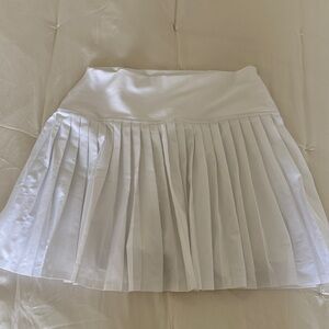 Abercrombie & Fitch White Pleated Skirt